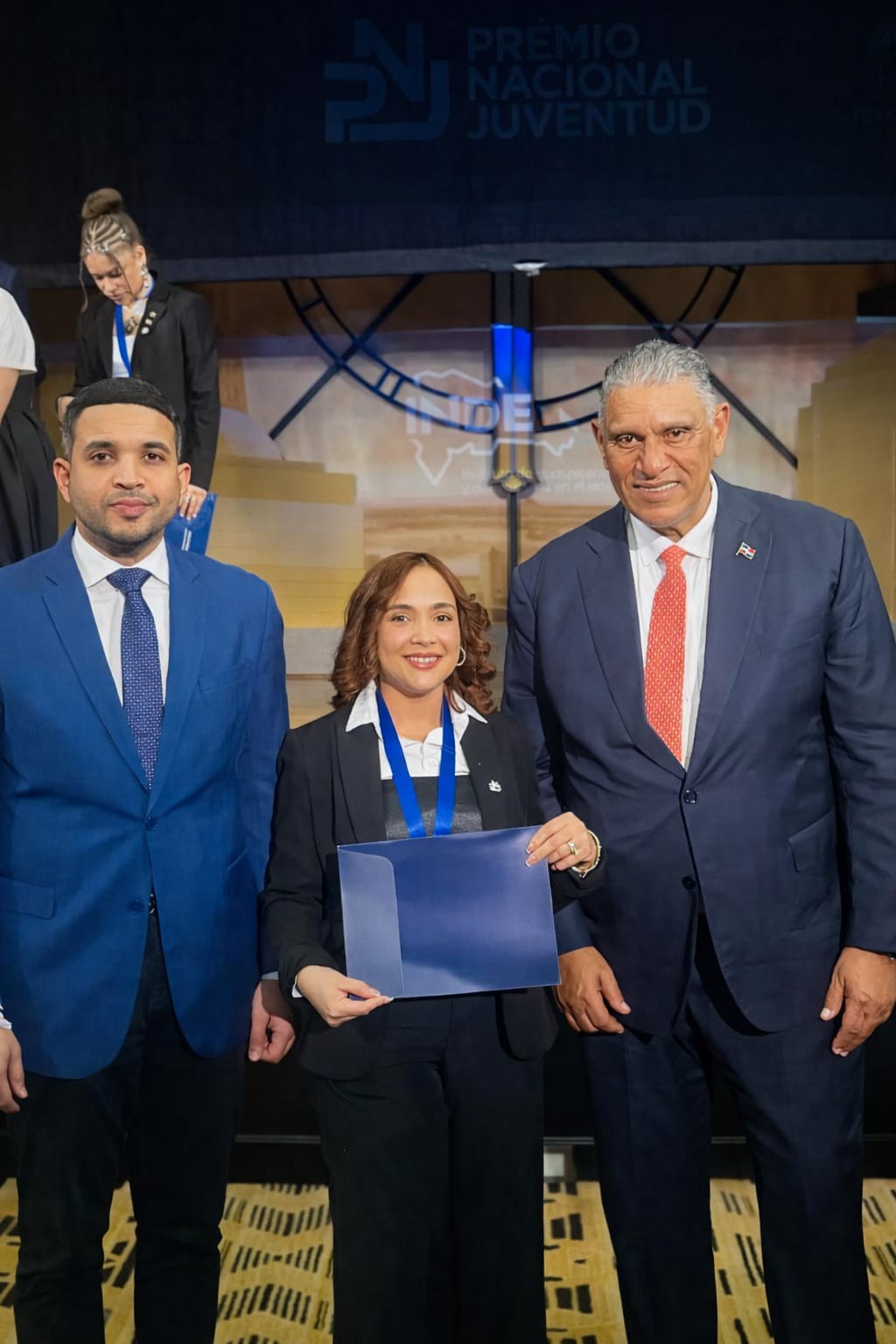 Domicana talentosa en el extranjero.