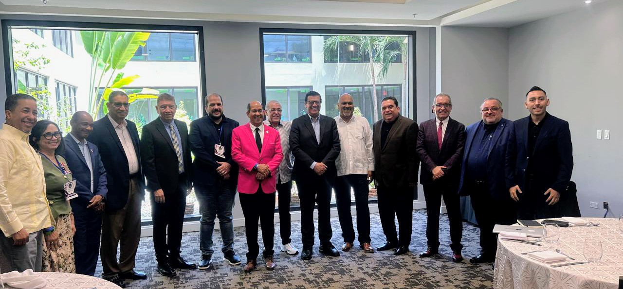 Consulta de las Américas.