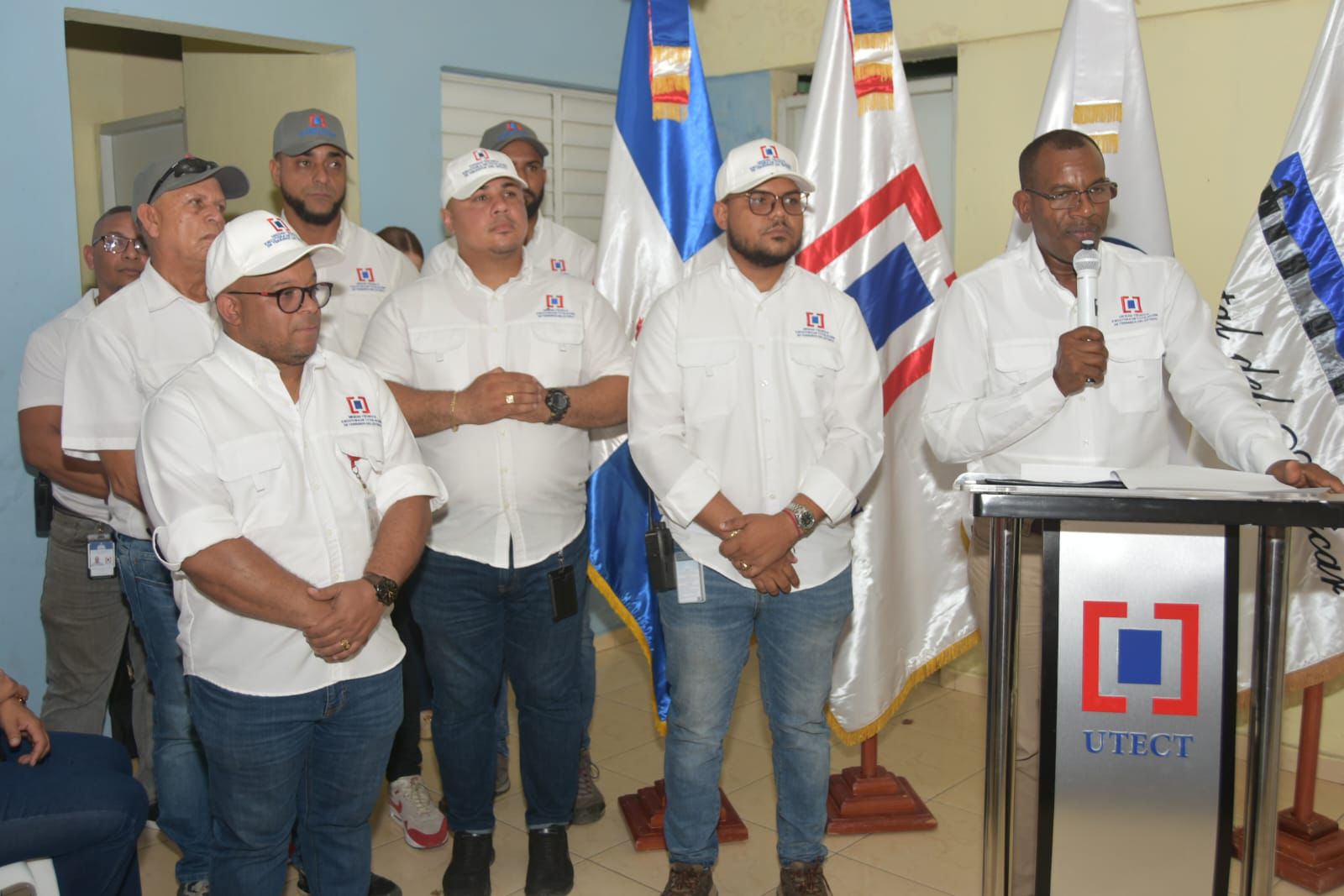 UTECT inicia proceso de titulación en 11 sectores de la provincia Valverde.