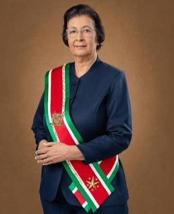 Presidenta de Surinam llegará a República Dominicana este