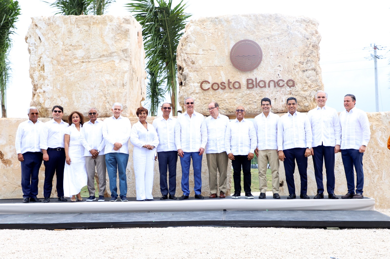 Presidente Luis Abinader reivindica munícipes de Boca Chica con inversión público-privada superior a RD$20 mil millones