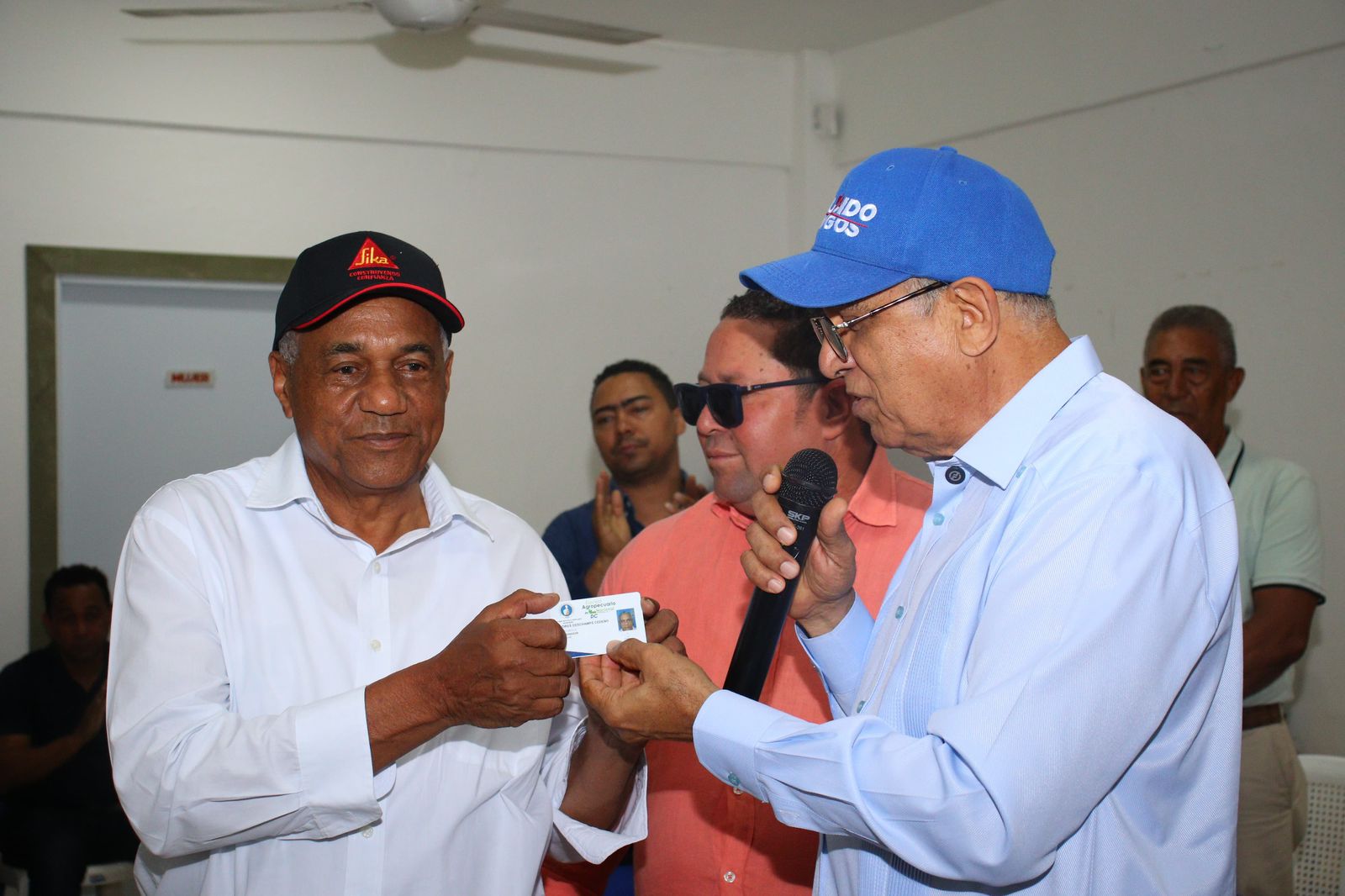 Faña califica como un error prohibición de la JCE sobre publicación de encuestas políticas