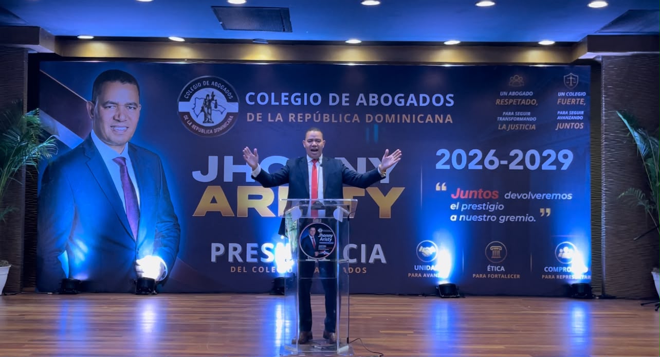Jhonny Aristy anuncia aspiraciones a presidencia del Colegio de Abogados para el período 2026-2029.