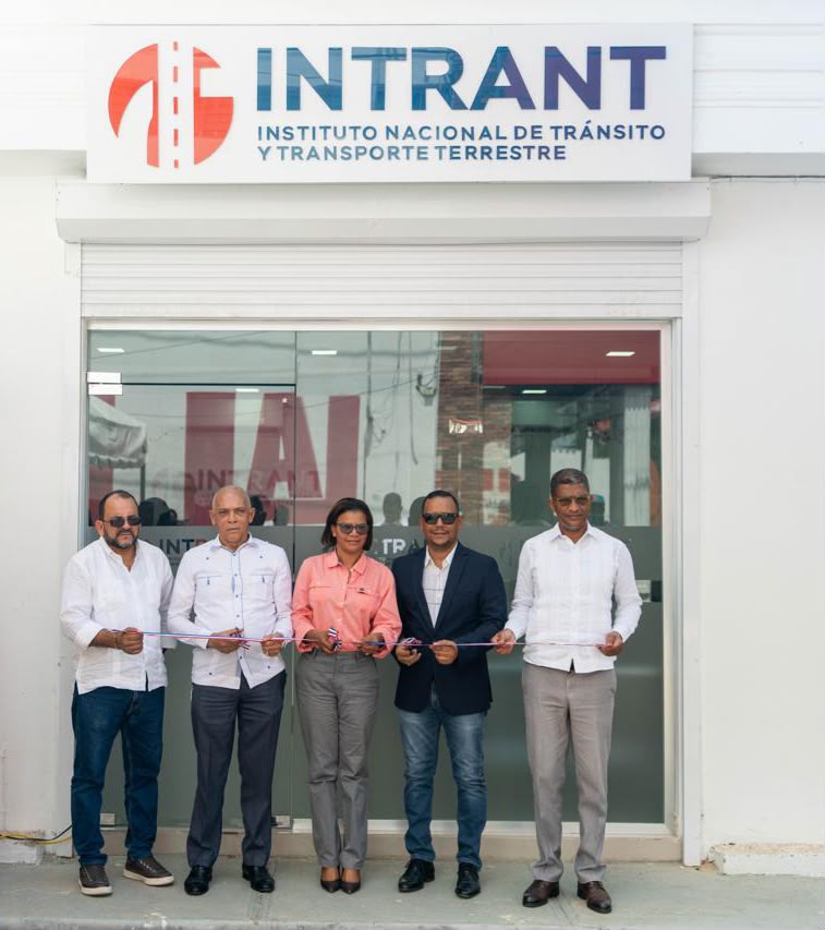 INTRANT inaugura en Monte Plata primera Oficina de Licencias de Conducir para beneficiar a más de 52 mil ciudadanos.