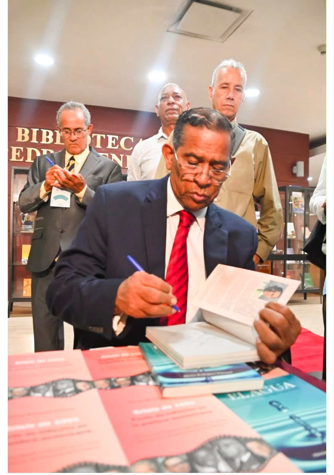 Presentan libro “Crisis de 1994”, una mirada a uno de los momentos más críticos de la democracia dominicana.