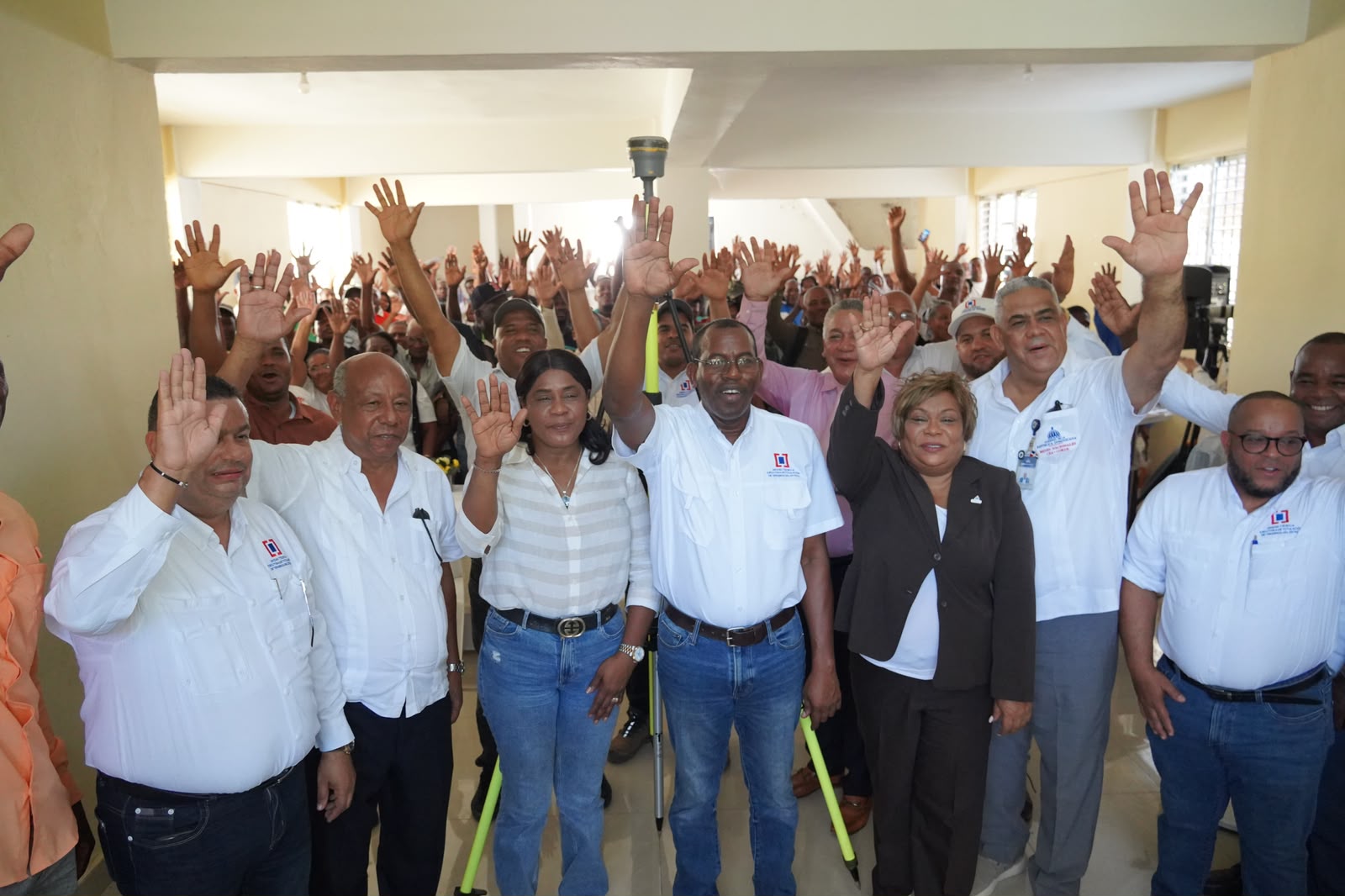 UTECT otorgará más de nueve mil títulos de propiedad a familias de Santo Domingo Norte.