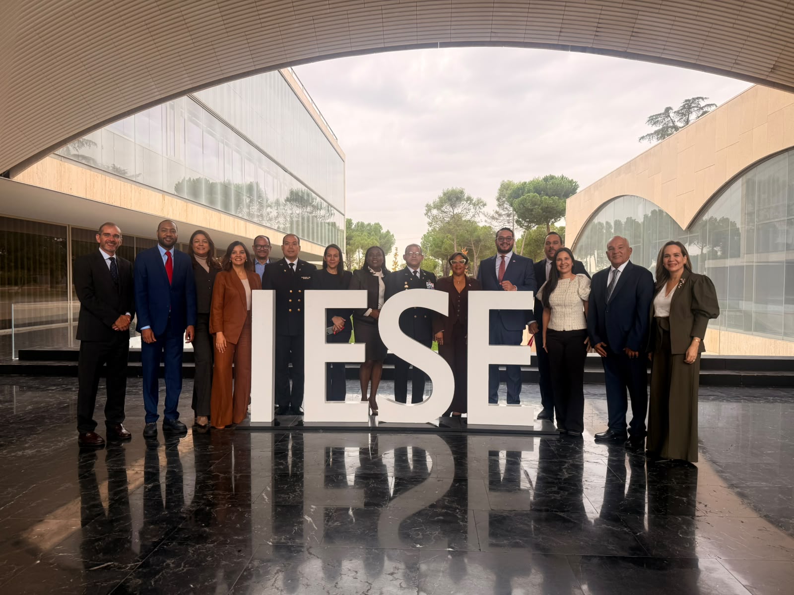 Luis Popa fortalece su liderazgo y compromiso social al participar en el Programa de Liderazgo de la Gestión Pública en Madrid, España